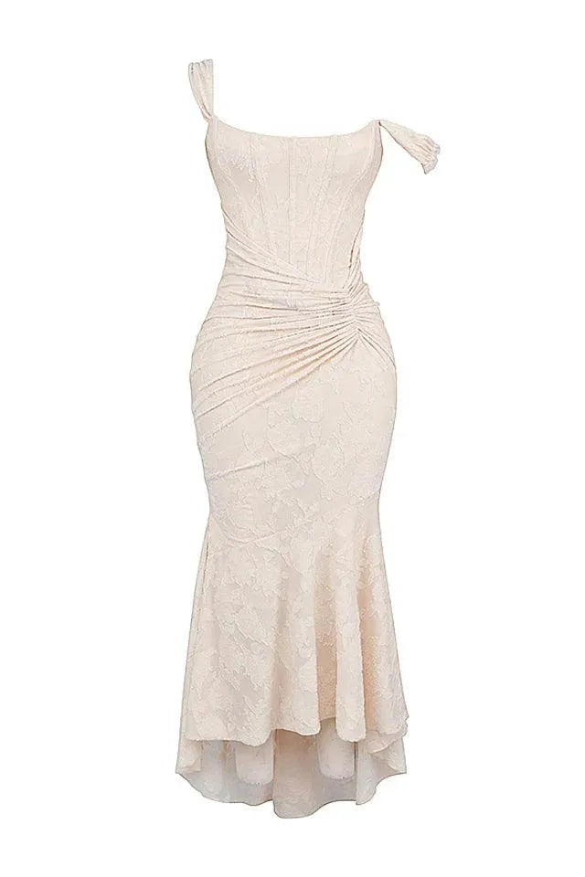 Valenzora | Vintage floral dress with internal boning and pleats. Perfect for special occasions.