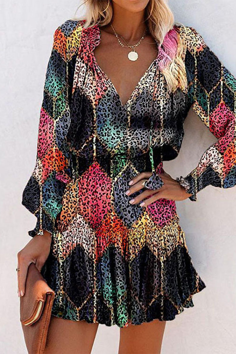 Valenzora | Vintage Geometric Print Frenulum Ruffle Pleated V-Neck Waist Skirt Dresses