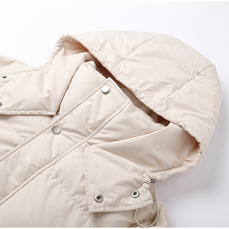 Valenzora | Pleated coat with hood - Stylish winter clothing