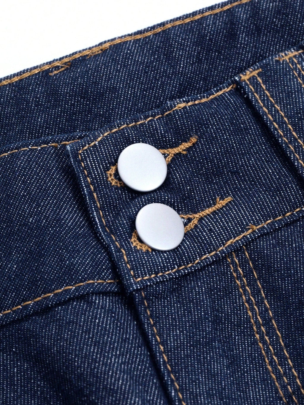 Valenzora | Vintage-style wide-leg jeans with button cuffs