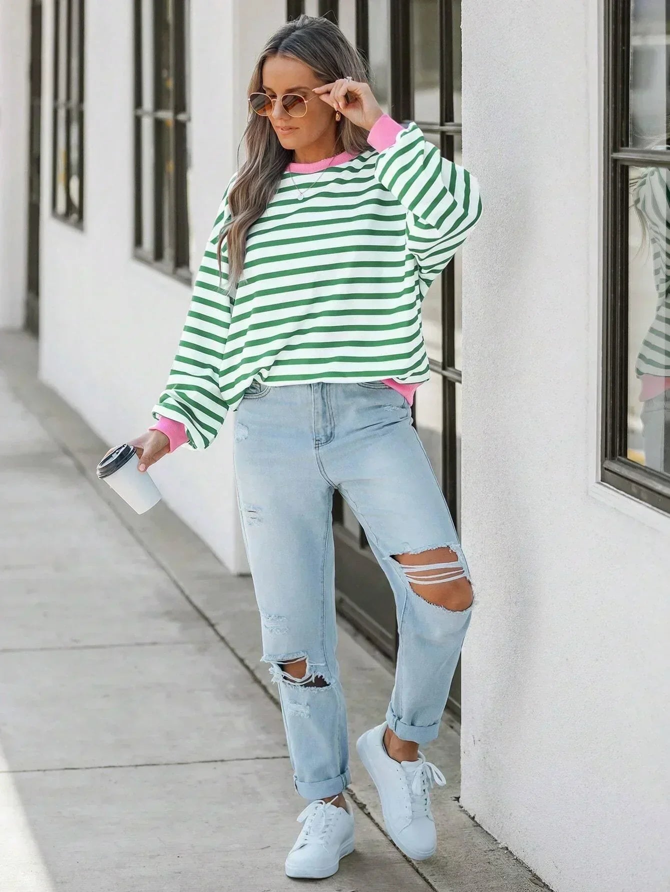Valenzora | Striped sweatshirt with pink details for women