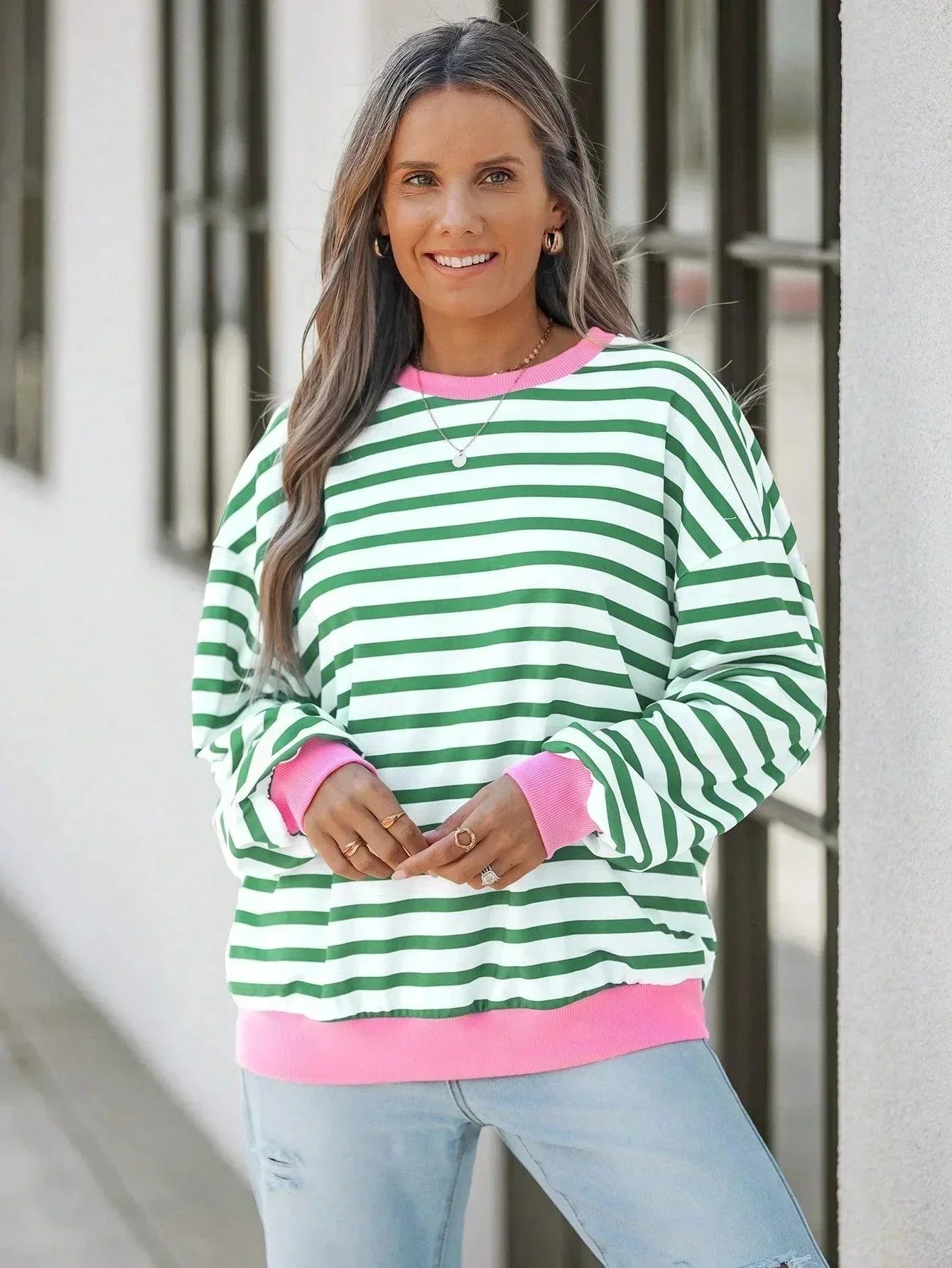 Valenzora | Striped sweatshirt with pink details for women