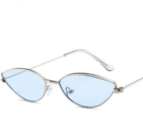 Valenzora | Retro Cat Eye Sunglasses Made of Premium Vegan Leather