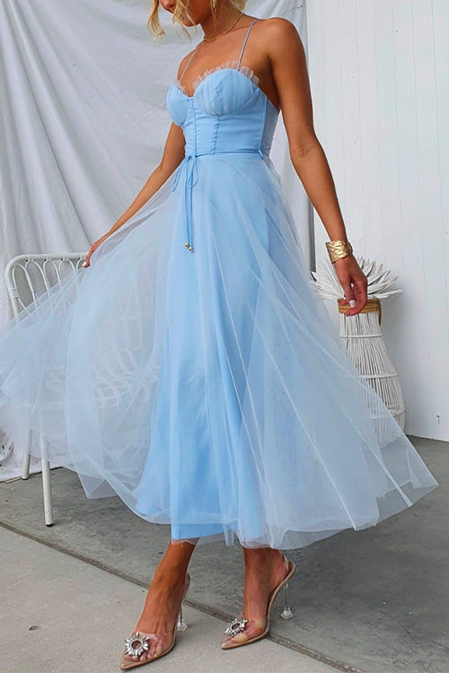 Valenzora | Rosiedress Tüll-Maxikleid mit schwingendem Rock und offener Rückenpartie