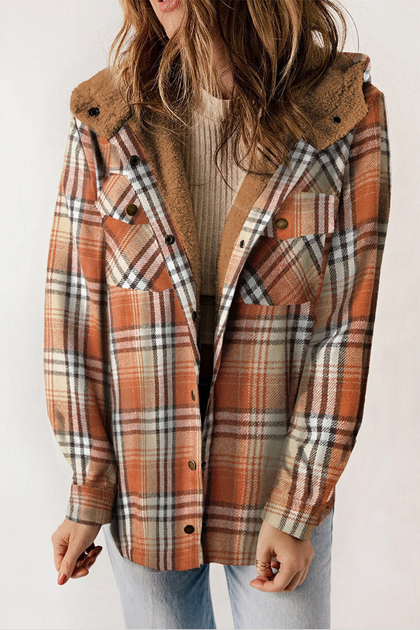 Valenzora | Sherpa-gefütterte Kapuzenflanelljacke mit Druckknöpfen
