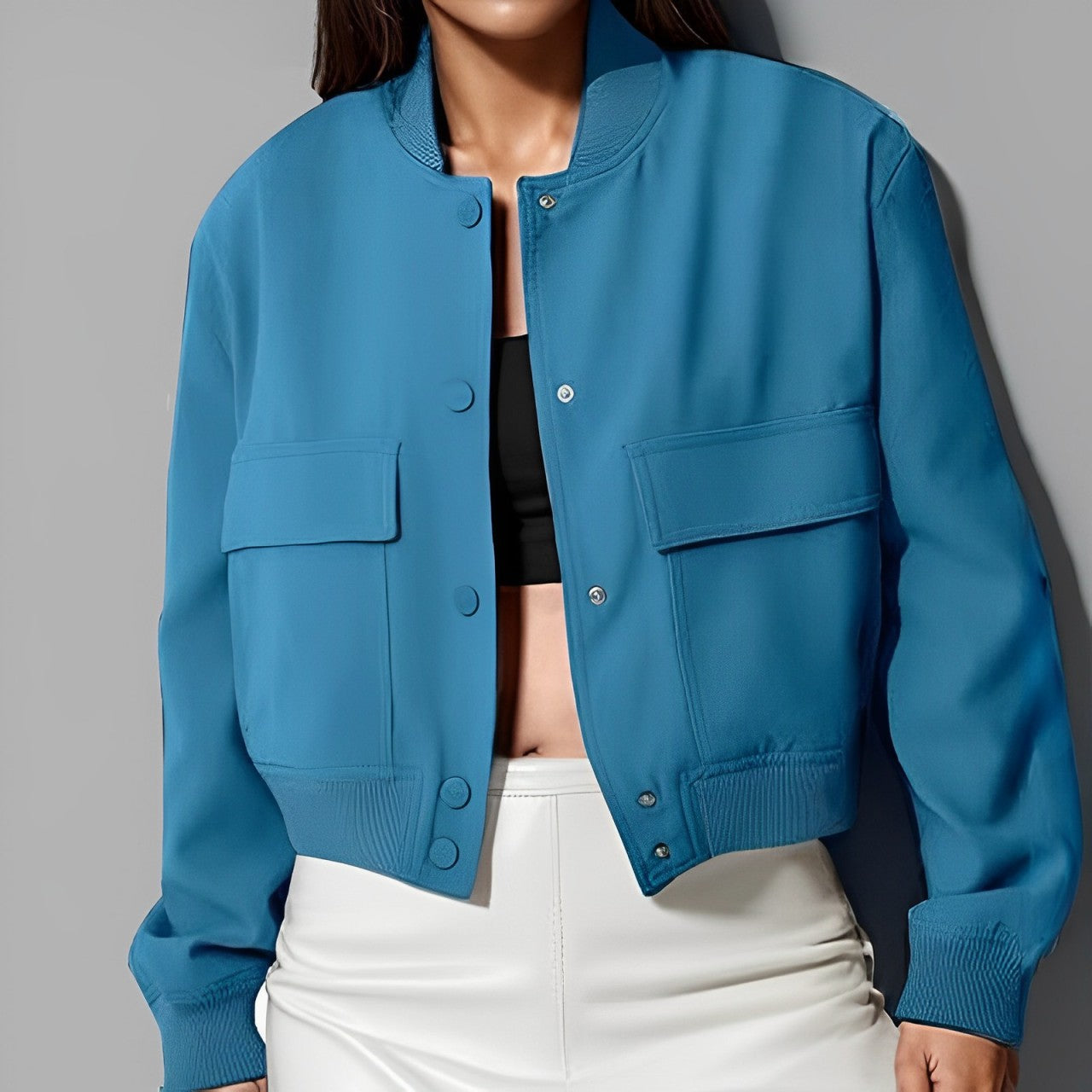 Valenzora | Kurze Freizeitjacke mit Taschen