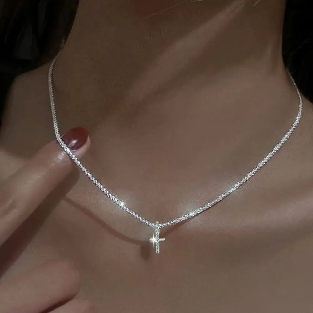 Valenzora | 925 Sterling Silver Cross Zircon Necklace