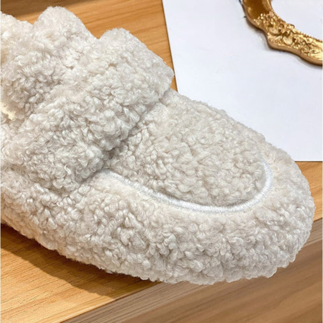 Valenzora | Plush slippers
