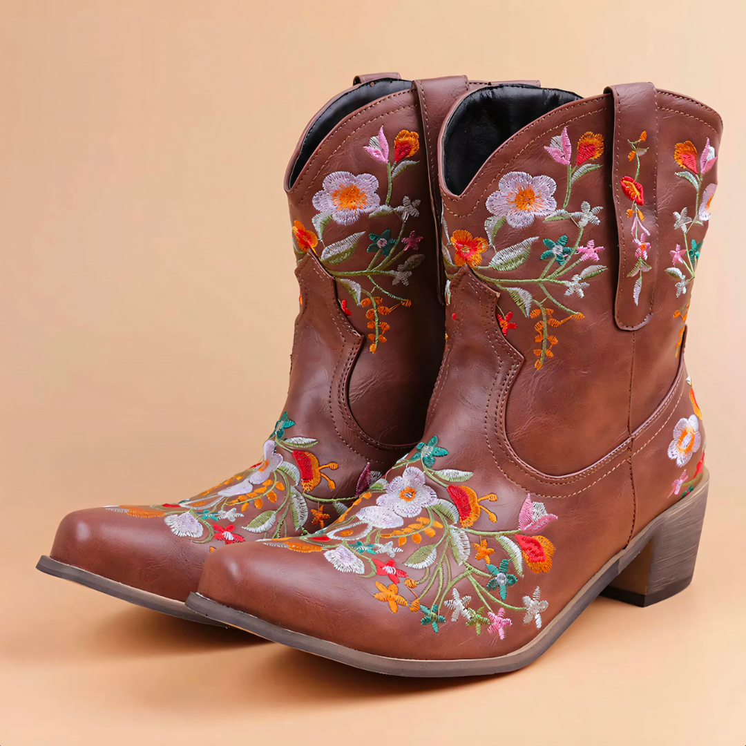 Valenzora | Weatherproof vintage cowgirl boots