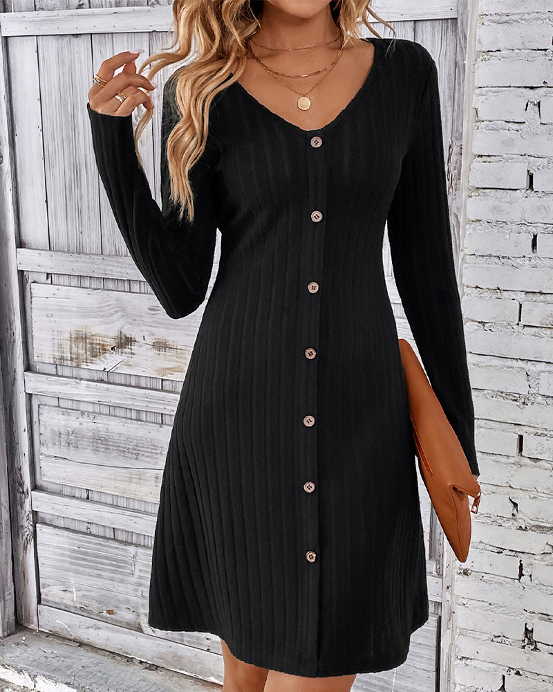 Valenzora | Black dress with long sleeves
