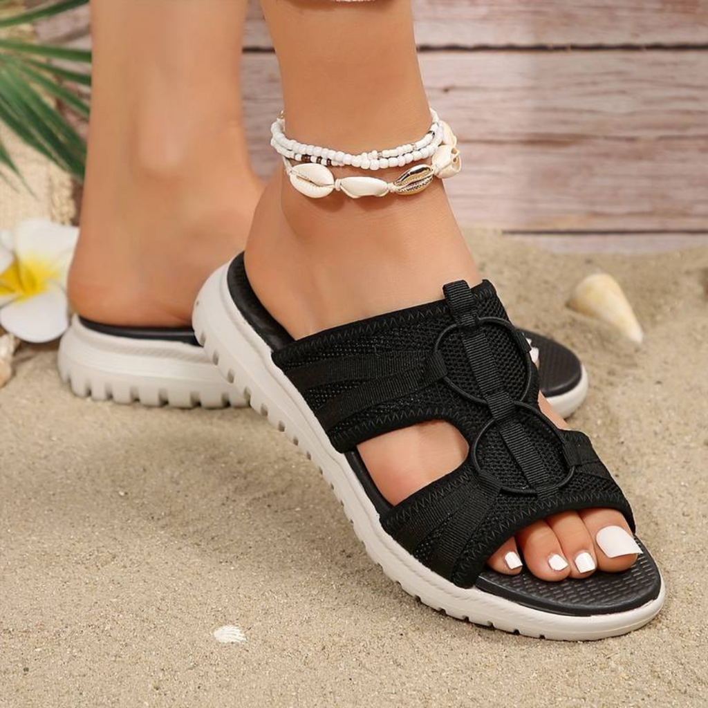 Steps | Stylish and Comfortable: Women's Slippers