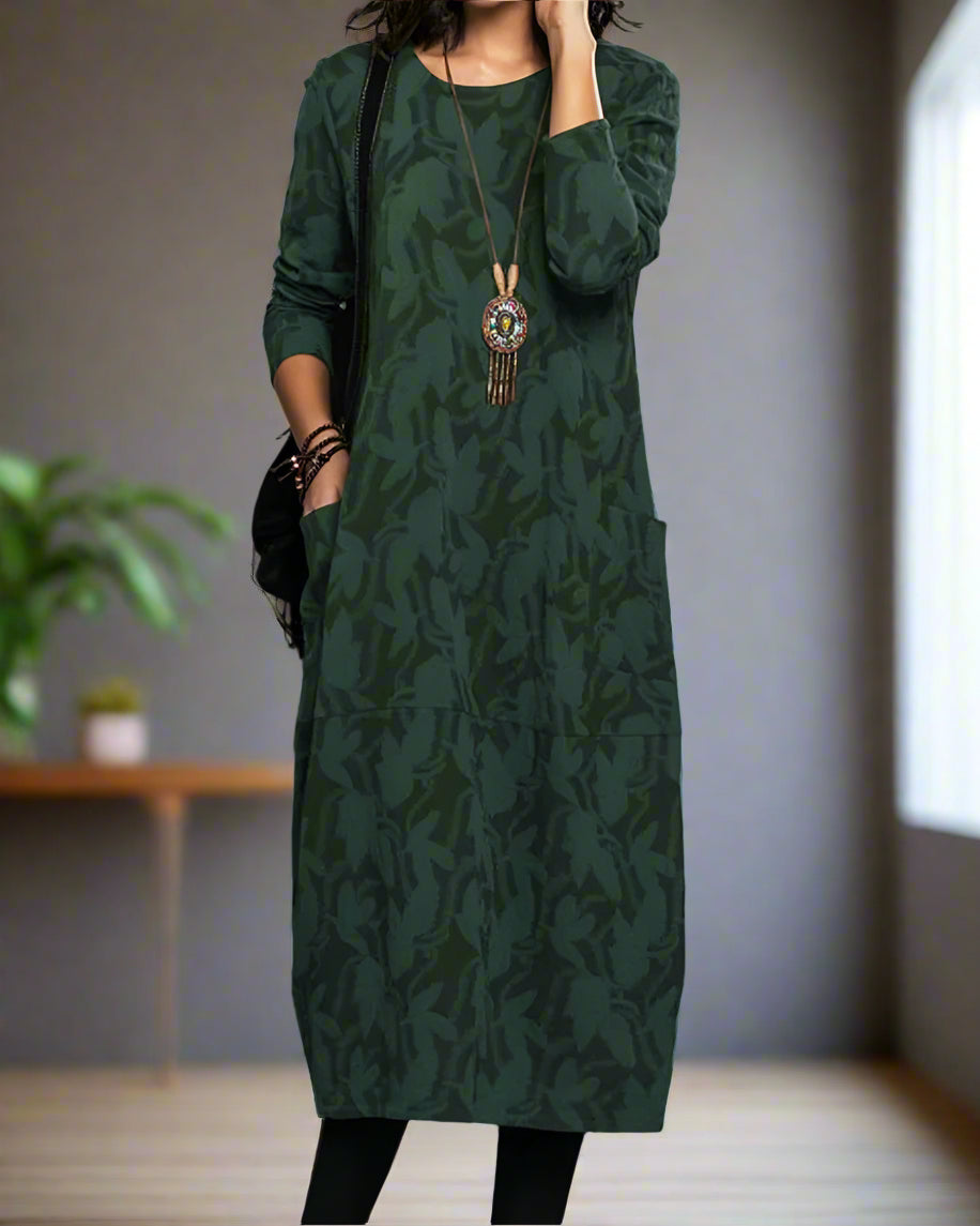 Valenzora | Dress with long sleeves, eye-catching print and convenient pockets