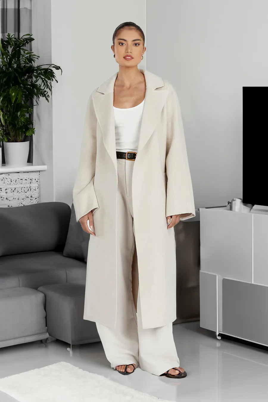 Valenzora Trench Coat | Stylish long women's trench coat in an oversized style