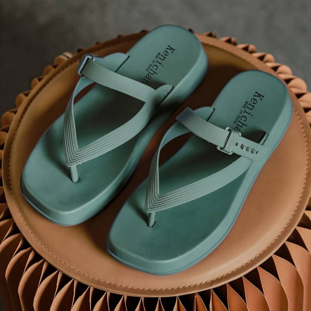 Sandals | Stylish thong sandals for women