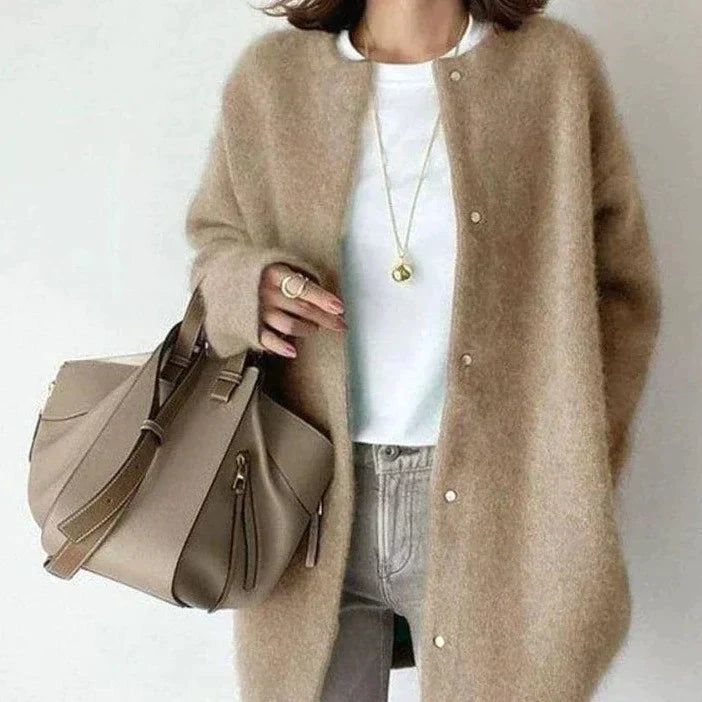Valenzora – Elegante und weiche Strickjacke