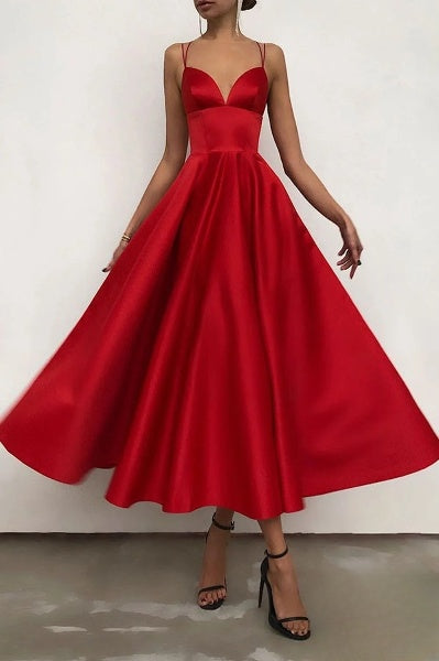 Valenzora | Elegant midi dress with spaghetti straps for special occasions