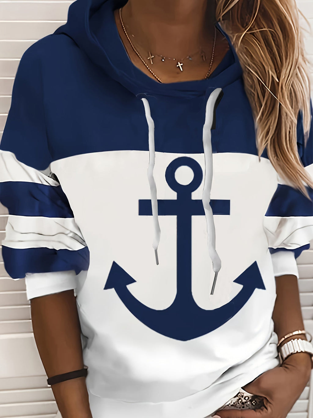 Valenzora | Colorblock hoodie with anchor print