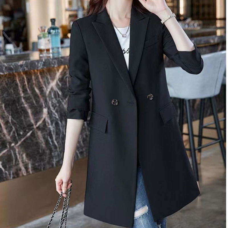Valenzora | Elegant long women's blazer with flap pockets and lapel collar