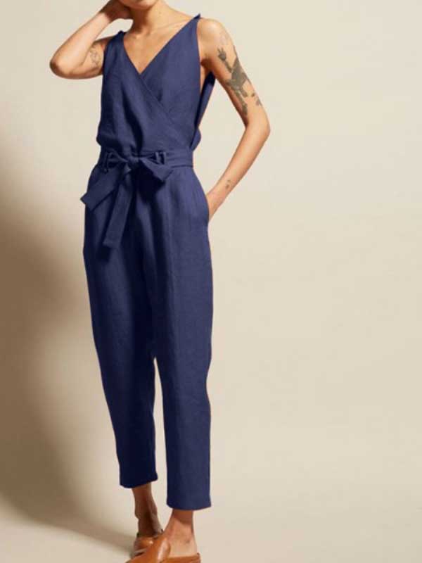 Valenzora | Neck Sleeveless Jumpsuit