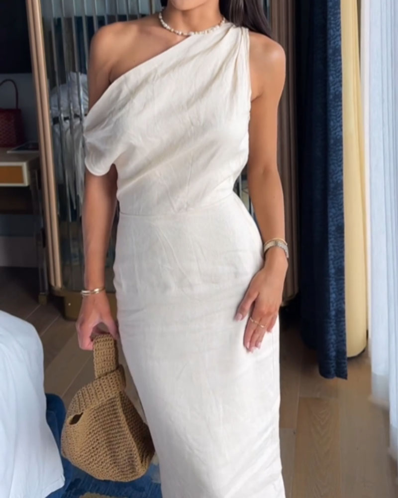 Leinenkleid mit schrägen Schultern
