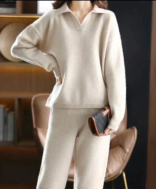 Valenzora | 2-Piece Set for Women with Oversized Tracksuit, Polo Collar, Sweater and Trousers