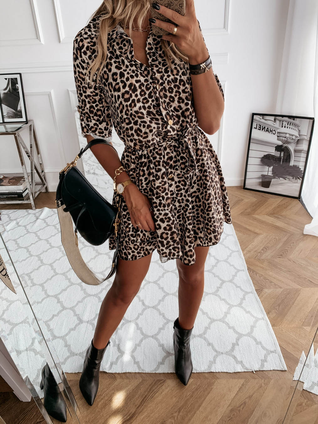 Valenzora | Wrap front short-sleeved mini dress