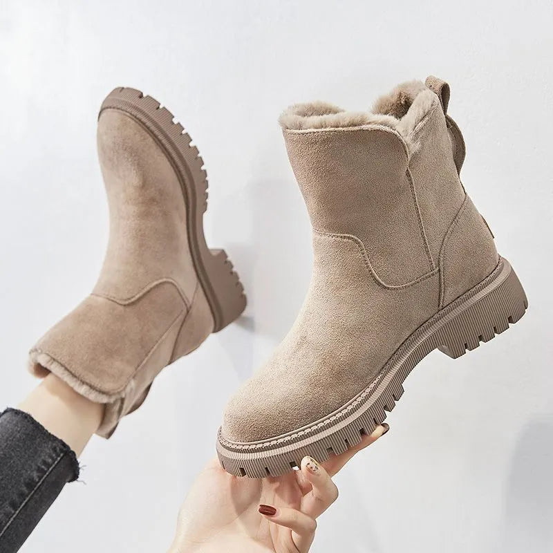 Valenzora | Modern and Versatile General Boots