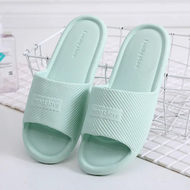 Valenzora – Non-slip summer flip-flops for women: Comfortable indoor slippers, waterproof EVA material