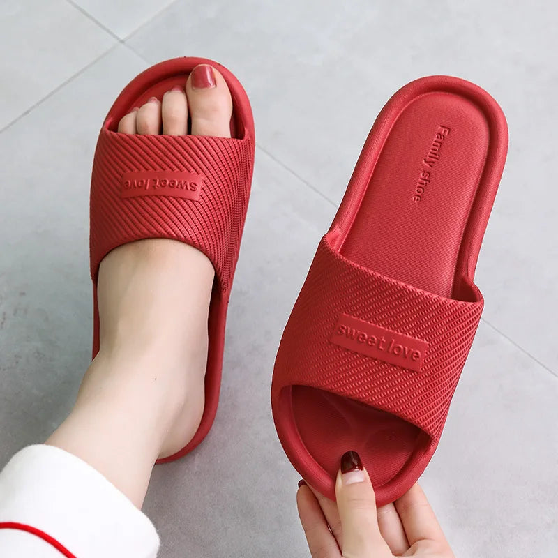 Valenzora – Non-slip summer flip-flops for women: Comfortable indoor slippers, waterproof EVA material
