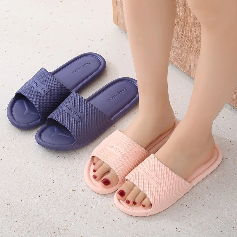 Valenzora – Non-slip summer flip-flops for women: Comfortable indoor slippers, waterproof EVA material