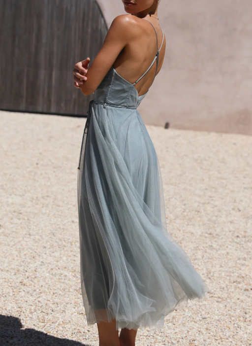 Valenzora | Sleeveless Midi Dress