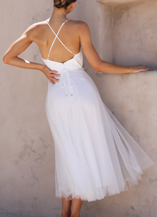 Valenzora | Sleeveless Midi Dress