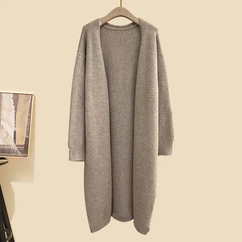 Valenzora | Elegant 3-piece roll-neck sweater set for women