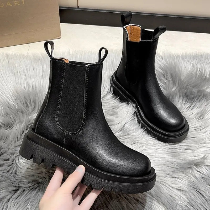 Retro boots with thick square heels