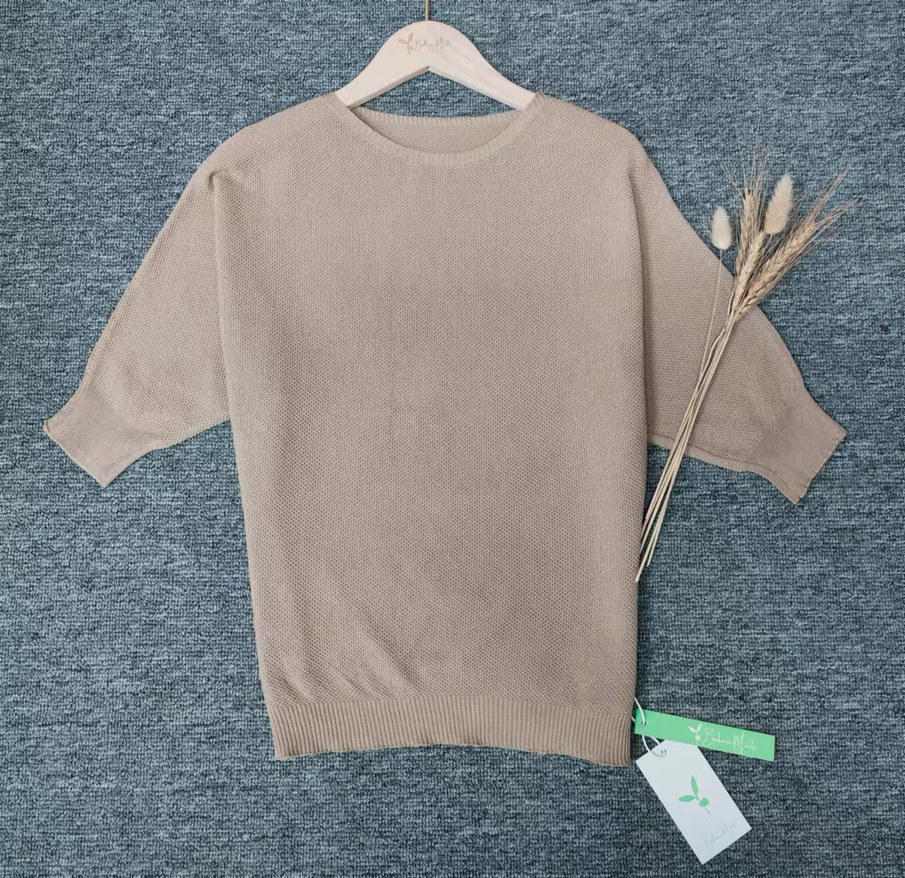 Valenzora - Gold-colored solid-color crew neck sweater