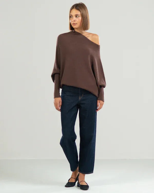 Valenzora | Asymmetrischer Damenpullover mit eleganter Drapierung