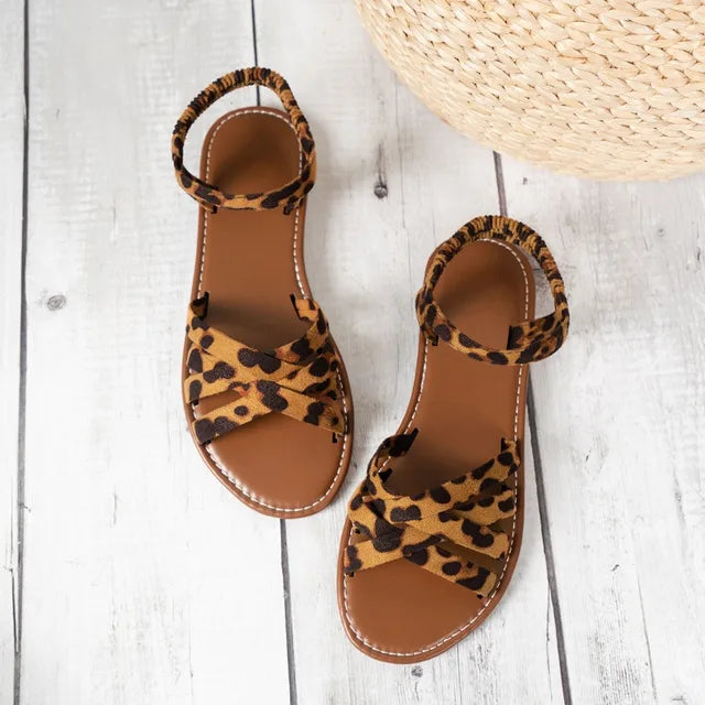 Valenzora | Printed flat sandals with effortless chic for women