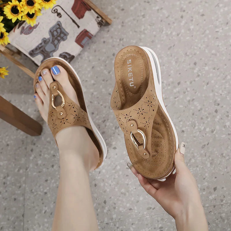 Valenzora - Comfortable flip-flops with wedge heel and air cushion