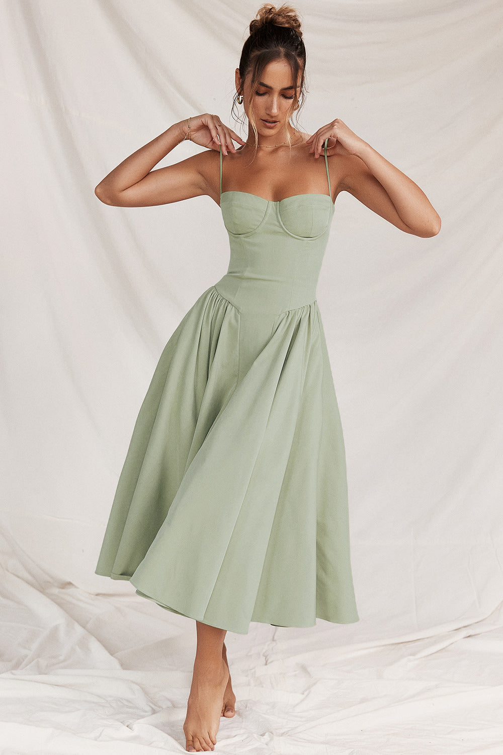 Valenzora | Taillenbetontes Sommerkleid