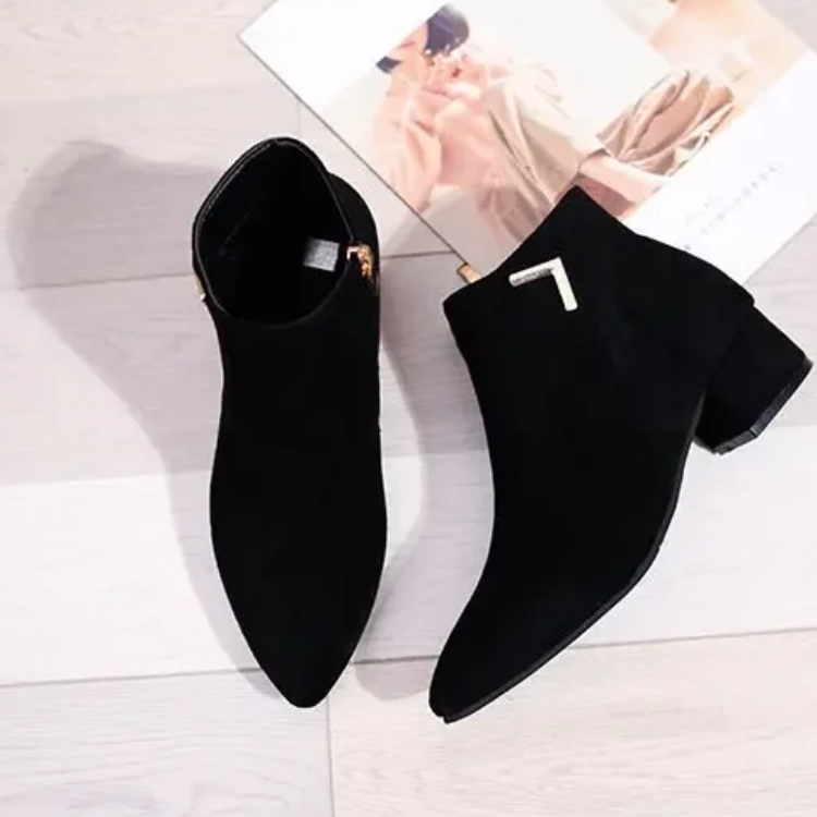 Valenzora | Ankle boots with pointed toe and side zipper, women's ankle boots
