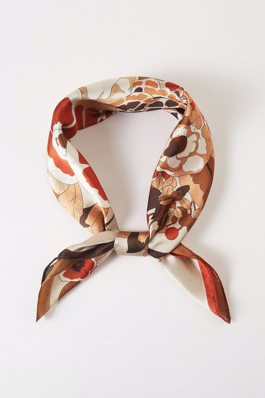Valenzora | Silk scarf with floral pattern and square shape