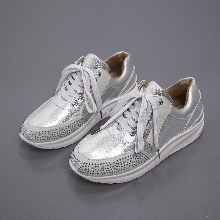 Sportliche Damen-Sneaker mit Glitzer-Elementen und ergonomischer Sohle, Größe S