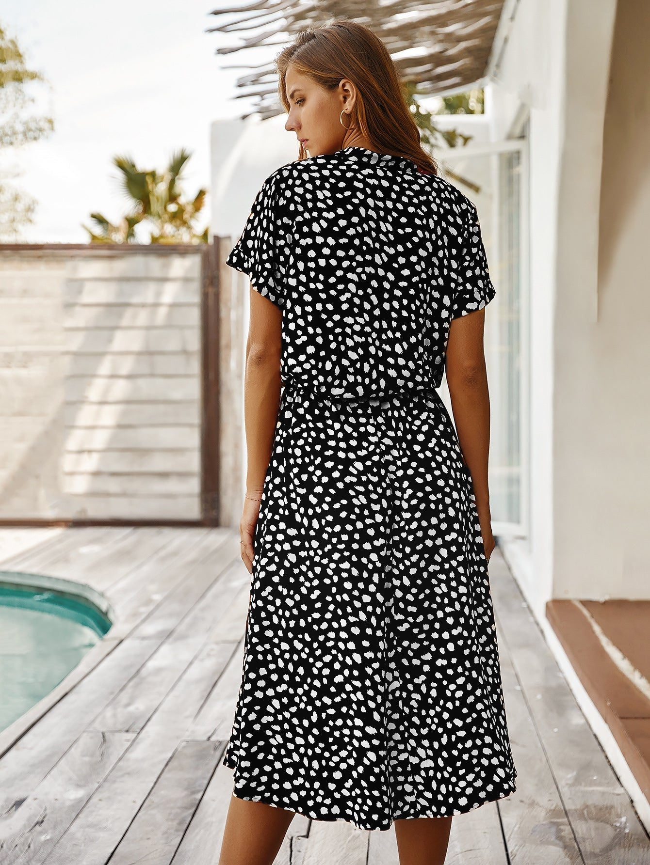 Valenzora | Casual Polka Dot V-Neck Short Sleeve Midi Dress