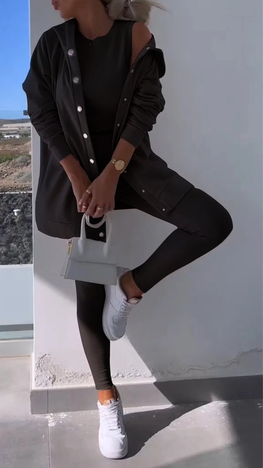 Valenzora | Vest and Hooded Sweatshirt