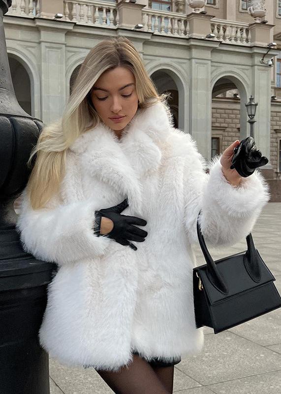 Valenzora | Short women's faux fur jacket - elegant white winter coat