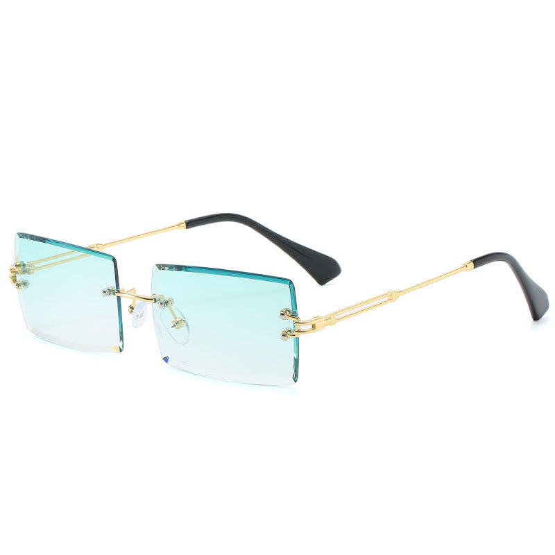 Valenzora | Fashionable rectangular sunglasses in retro style