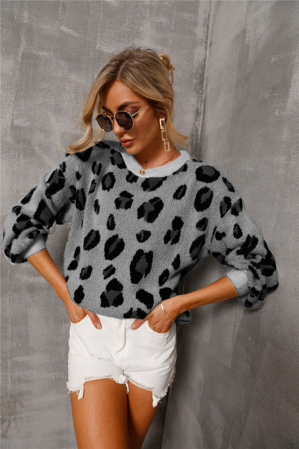 Large size leopard print sweater