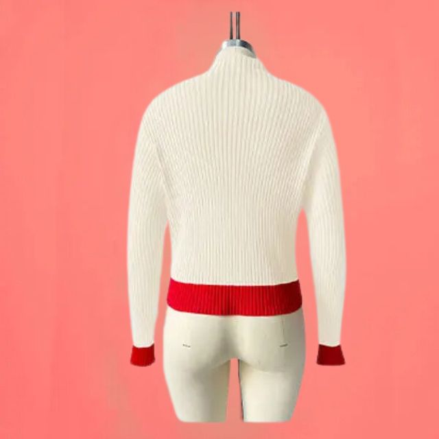 Valenzora | Gerippter Strickpullover mit Herz-Intarsie