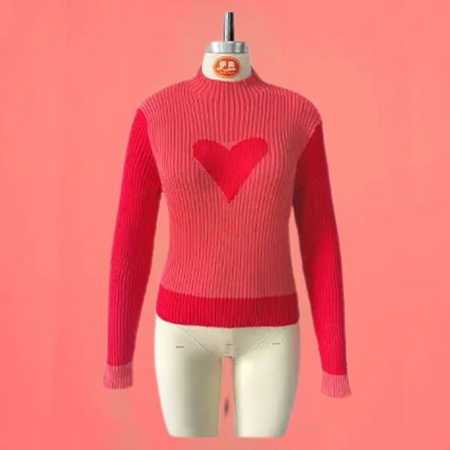 Valenzora | Gerippter Strickpullover mit Herz-Intarsie