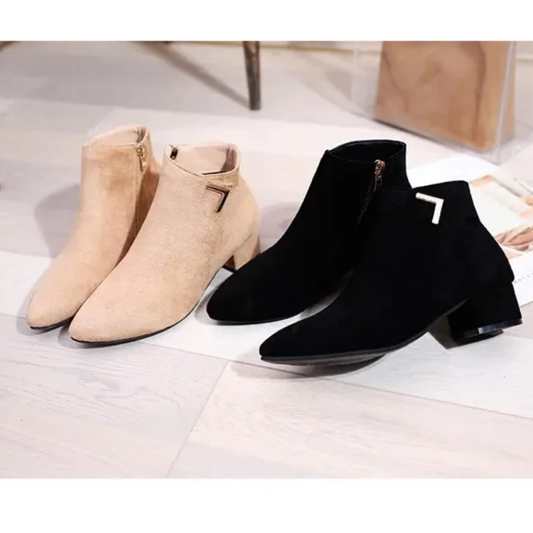 Valenzora | Ankle boots with pointed toe and side zipper, women's ankle boots